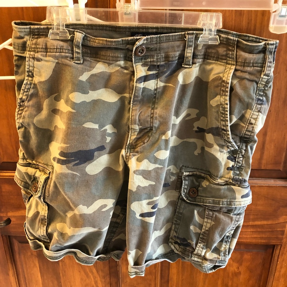Men’s AE Camo Shorts